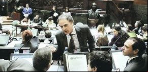 Opositores disconformes y listos para avanzar con la comisión investigadora
