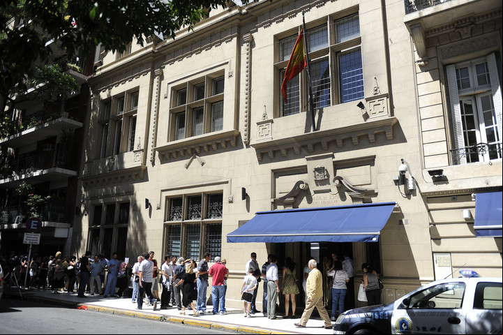 En el país hay cinco sedes consulares donde se tramita la ciudadanía española. Foto: Alfredo Martínez