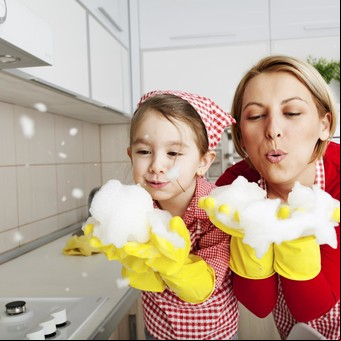 ¿Deben ayudar los hijos en las tareas del hogar?
