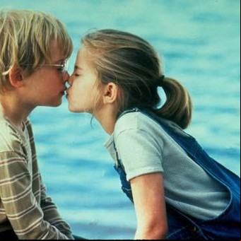 El 90% de las personas recuerda los detalles de su primer beso
