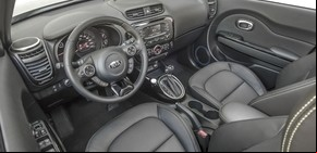 El auto del Papa, furor en ventas