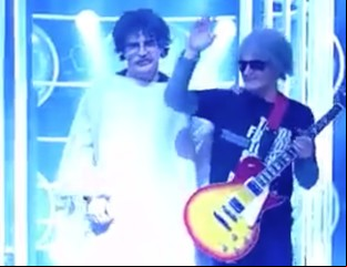Charly García se enojó porque lo imitaron a él y a Spinetta en TV