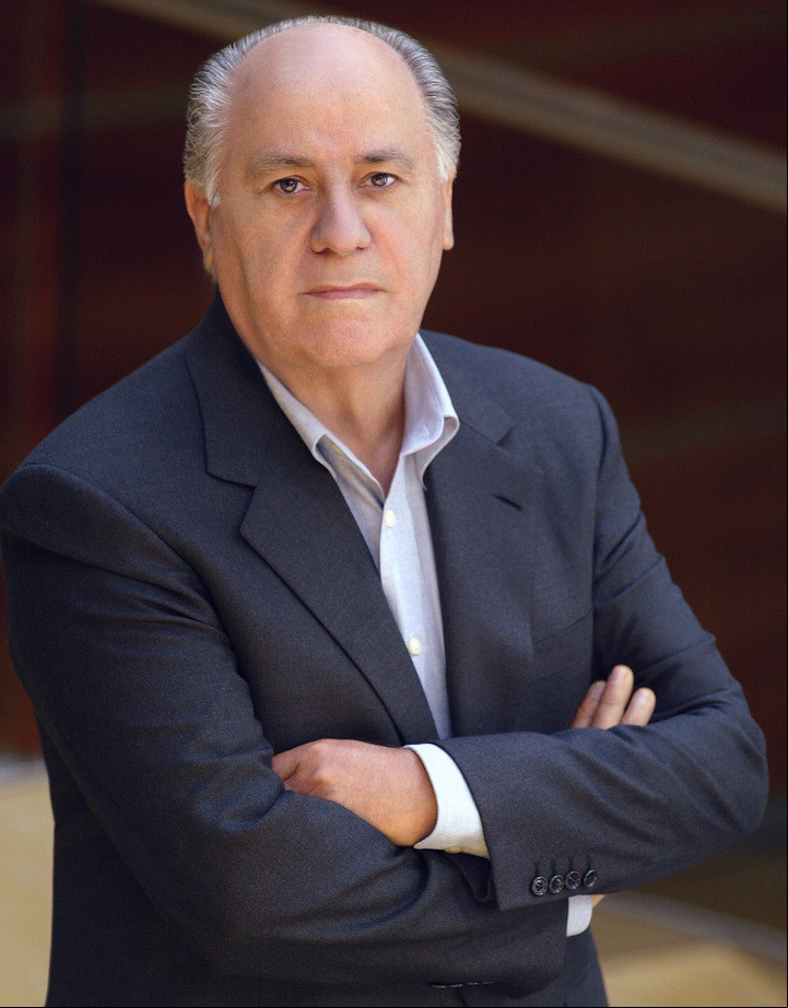 Al igual que otros grandes empresarios, Amancio Ortega destina gran parte de su fortuna a la filantropía.