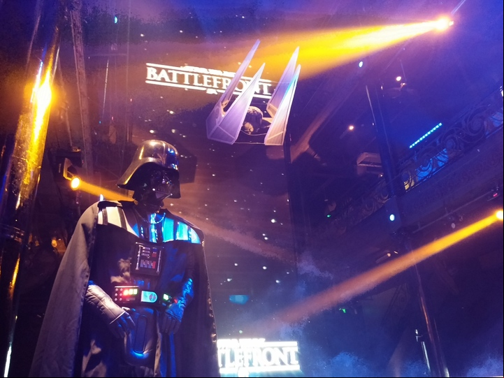 CLAIMA20151120_0371 El "Star Wars Battlefront" fue presentado en el Palacio Alsina.