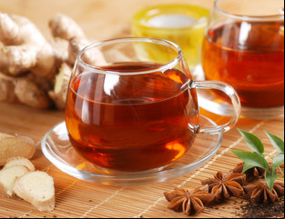 Albahaca con jengibre: a qué hora tomar este té que previene las úlceras y ayuda a dormir mejor