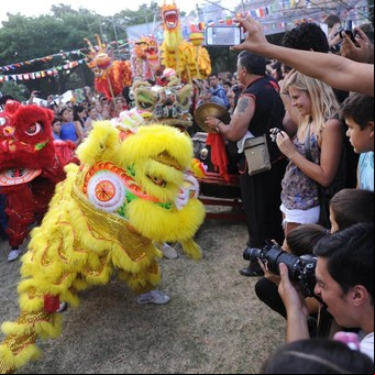 Capital, bajo el sol de Oriente: arrancó la fiesta del Año Nuevo Chino