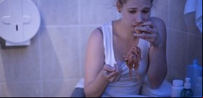 Qué es la alexitimia y cómo puede impactar en la relación con la comida