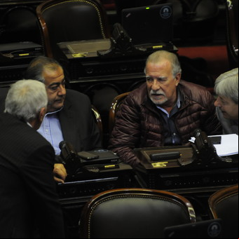 El Gobierno logró aplazar la ley antidespidos: no hubo quórum