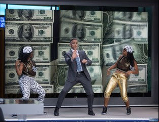 "El maestro del dinero": Estrellas para un filme que no busca brillar