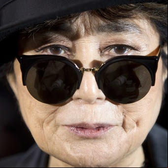 La vida "secreta" de Yoko Ono y sus buenas artes