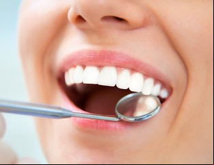 ¿Chau torno? Investigan en la Argentina un novedoso tratamiento para tratar las caries