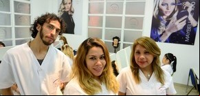 Tijeras por un sueño: estudian peluquería para alcanzar un futuro mejor