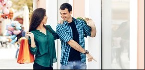 Fin del mito: no sólo las mujeres pueden ser adictas a las compras