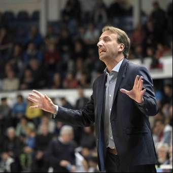 El Ginóbili entrenador y el desafío de dirigir jóvenes