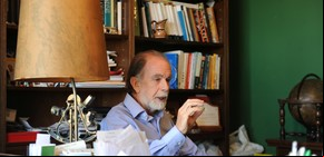 Para Javier González Fraga, Macri lo designó porque lo conoce y no por radical