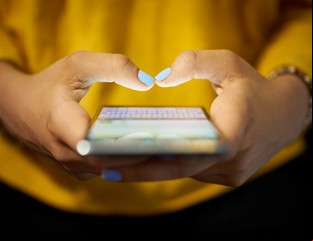 Cómo saber si tu dependencia del smartphone ya es una enfermedad