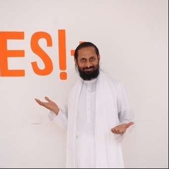 Swami Paramtej, maestro yogui: "El estrés es la epidemia más grande de este planeta"