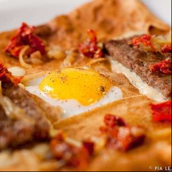 La moda de los crepes "take away" explota en Buenos Aires
