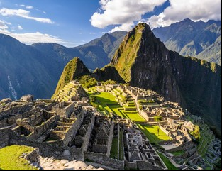 Hallan una increíble red de canales de piedra hasta ahora desconocida en la antigua ruta a Machu Picchu