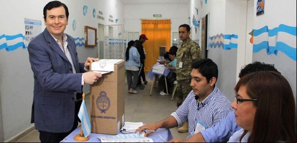 Al revés de otras provincias, Santiago del Estero unifica su elección con la nacional: elegirá gobernador, tres senadores y diputados
