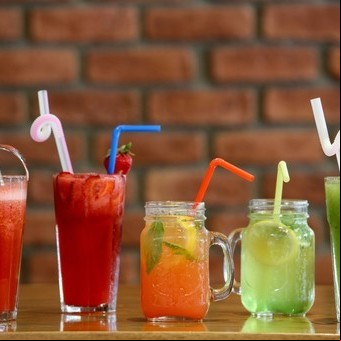 Aguas saborizadas: recetas que reemplazan a las gaseosas