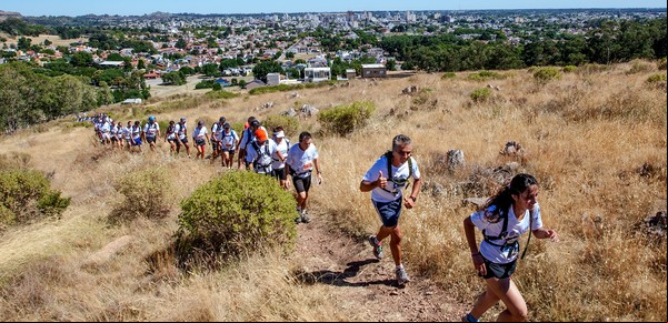 El Cruce Tandilia, ese clásico donde se comienza el año corriendo y hasta encuentran anillos perdidos