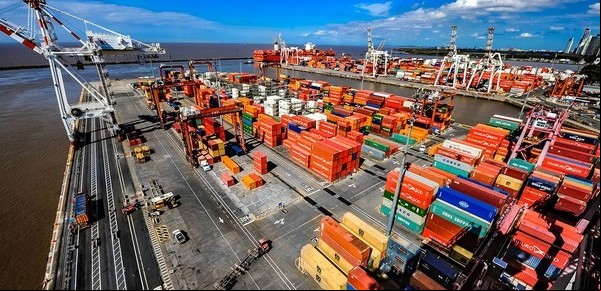 El puerto por dentro: un tetris de gigantes