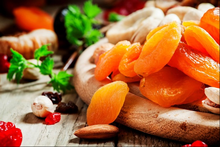 Los dátiles deshidratados, nutritivos se utilizan como endulzante.