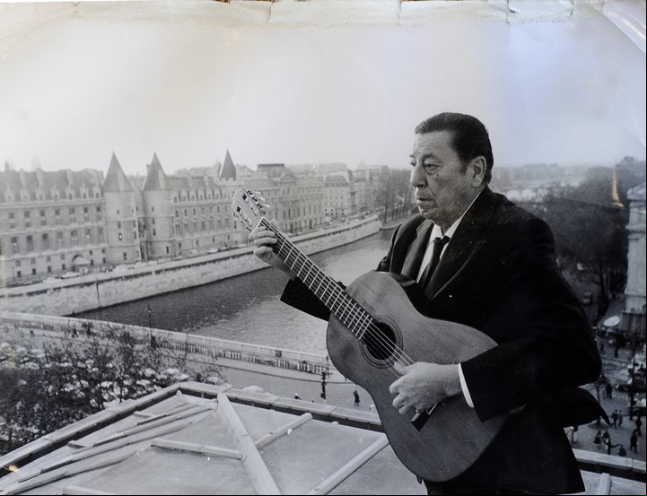 Atahualpa Yupanqui quedó maravillado cuando vio un show de Carlos Gardel. / Archivo Clarín