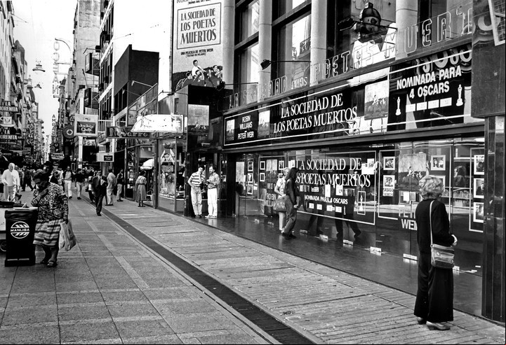 La calle lavalle peatonal en el año 1990.