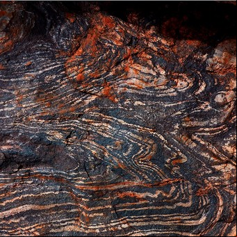 Científicos descubren que una montaña gigante está destruyendo la corteza terrestre: cómo afectará a Sudamérica