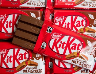 Las barritas de chocolate KitKat provocan una batalla legal en Europa