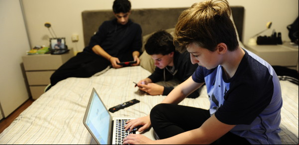 Entornos digitales: un mundo de oportunidades y desafíos para
la infancia