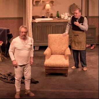 Crítica: "El vestidor": El teatro visto desde adentro