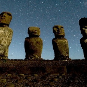 Descubrieron cómo instalaron los "sombreros" en las estatuas de la Isla de Pascua