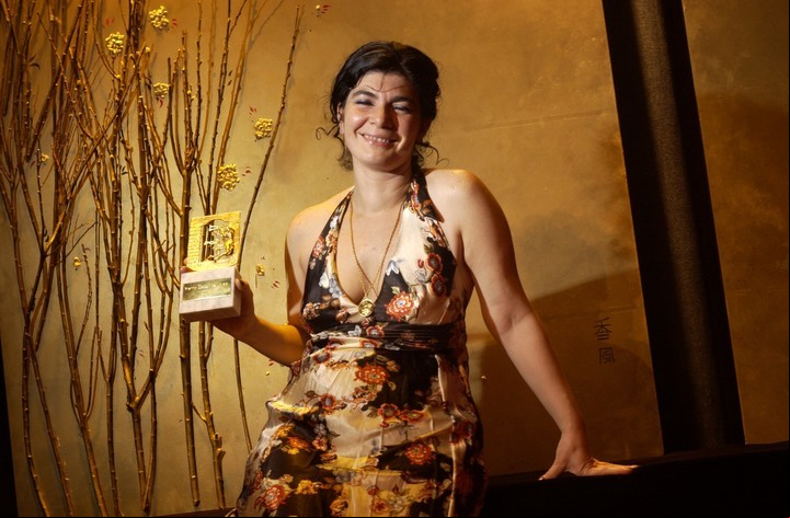 La alegría de Patricia Suárez, ganadora de 2003.