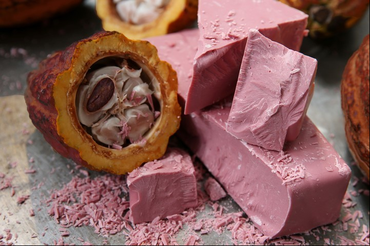 Este es el chocolate rosa o "Ruby".