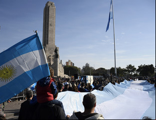 El día que Belgrano creó nuestra Bandera