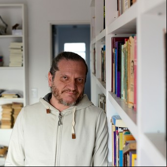Darío  Sztajnszrajber: "El objetivo de la filosofía es zamarrear el sentido común"