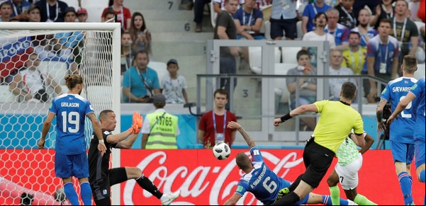 El golazo de Nigeria que le devuelve la esperanza a Argentina