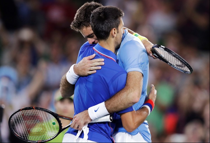 Del Potro venció a Djokovic en la primera ronda de los Juegos de Río 2016. Foto AP Photo/Charles Krupa