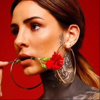 Candelaria Tinelli habló de sus complejos físicos: "Sufrí trastornos alimenticios"