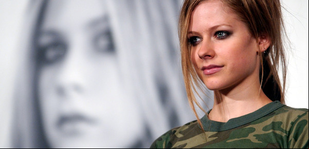 Qué es la enfermedad de Lyme, que padecen Avril Lavigne, Thalía, Richard Gere y Alec Baldwin