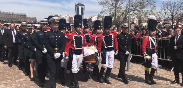 Una multitud despidió los restos de José Manuel De la Sota