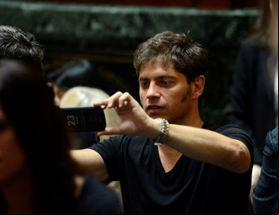 Axel Kicillof baja a la Provincia y fastidia a los caciques del peronismo bonaerense
