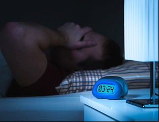 Midieron cuántos argentinos duermen bien de noche y cuántos tienen buen sexo, con resultados llamativos