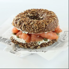 Bagel de salmón