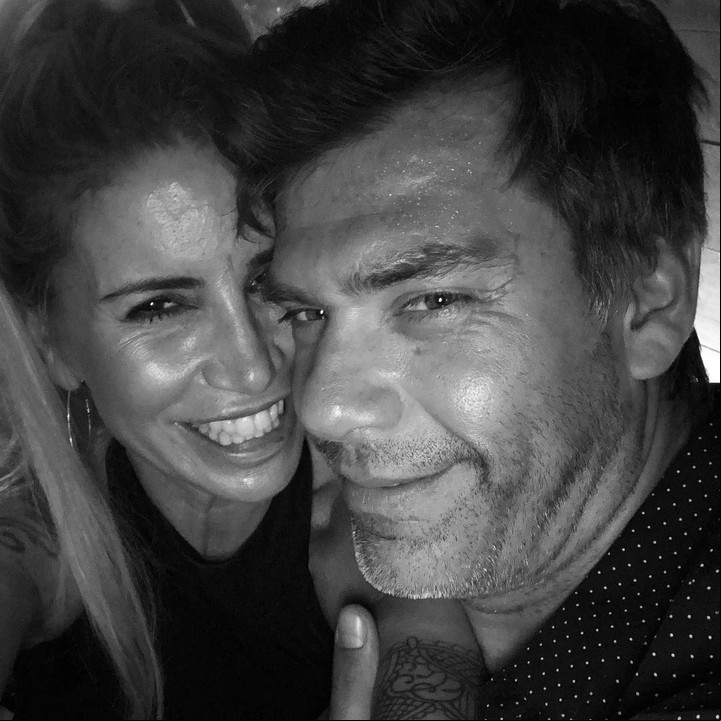 Florencia Peña y su marido, el abogado Ramiro Ponce de León. Ambos cumplen 50 años en 2024 y planean unir sus fiestas.
