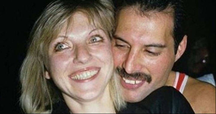 Freddie Mercury y Mary Austin.