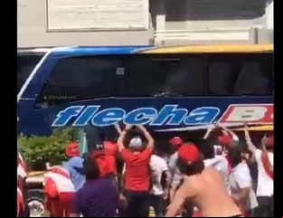Fútbol y violencia en contextos de anomia